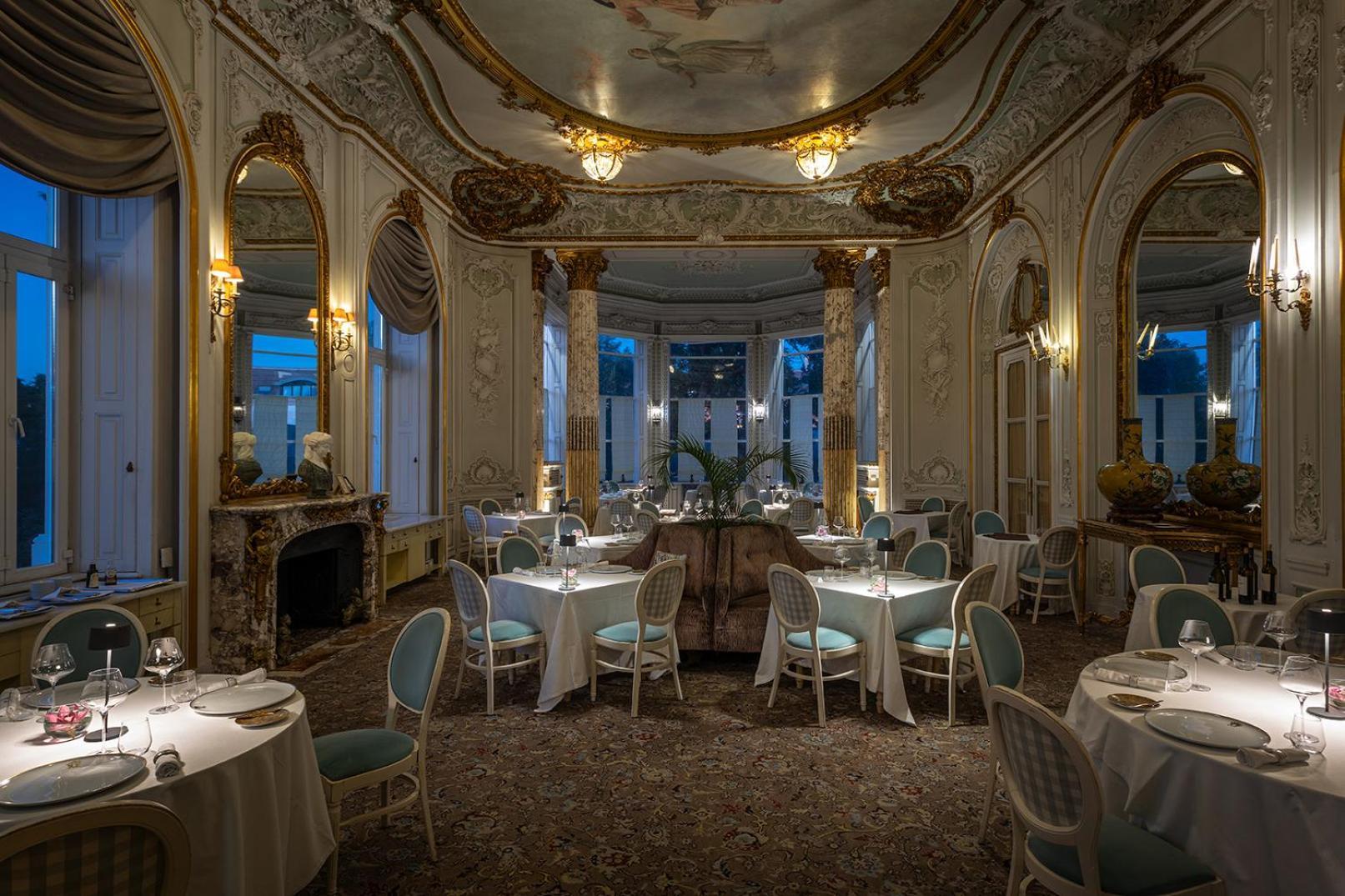 ペスタナ パレス リスボア ホテル&センター モニュメント リスボン エクステリア 写真 The restaurant in 2011